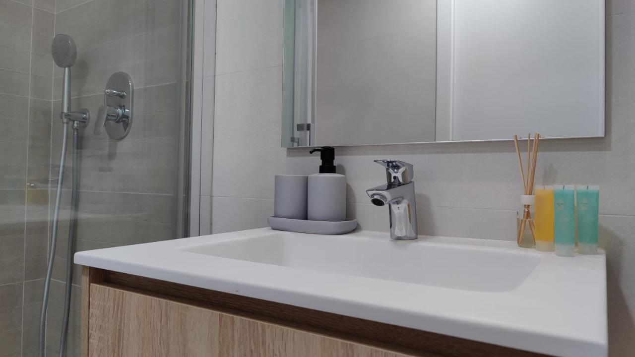 Sunset Waves Relax Apartment بينايدورم المظهر الخارجي الصورة