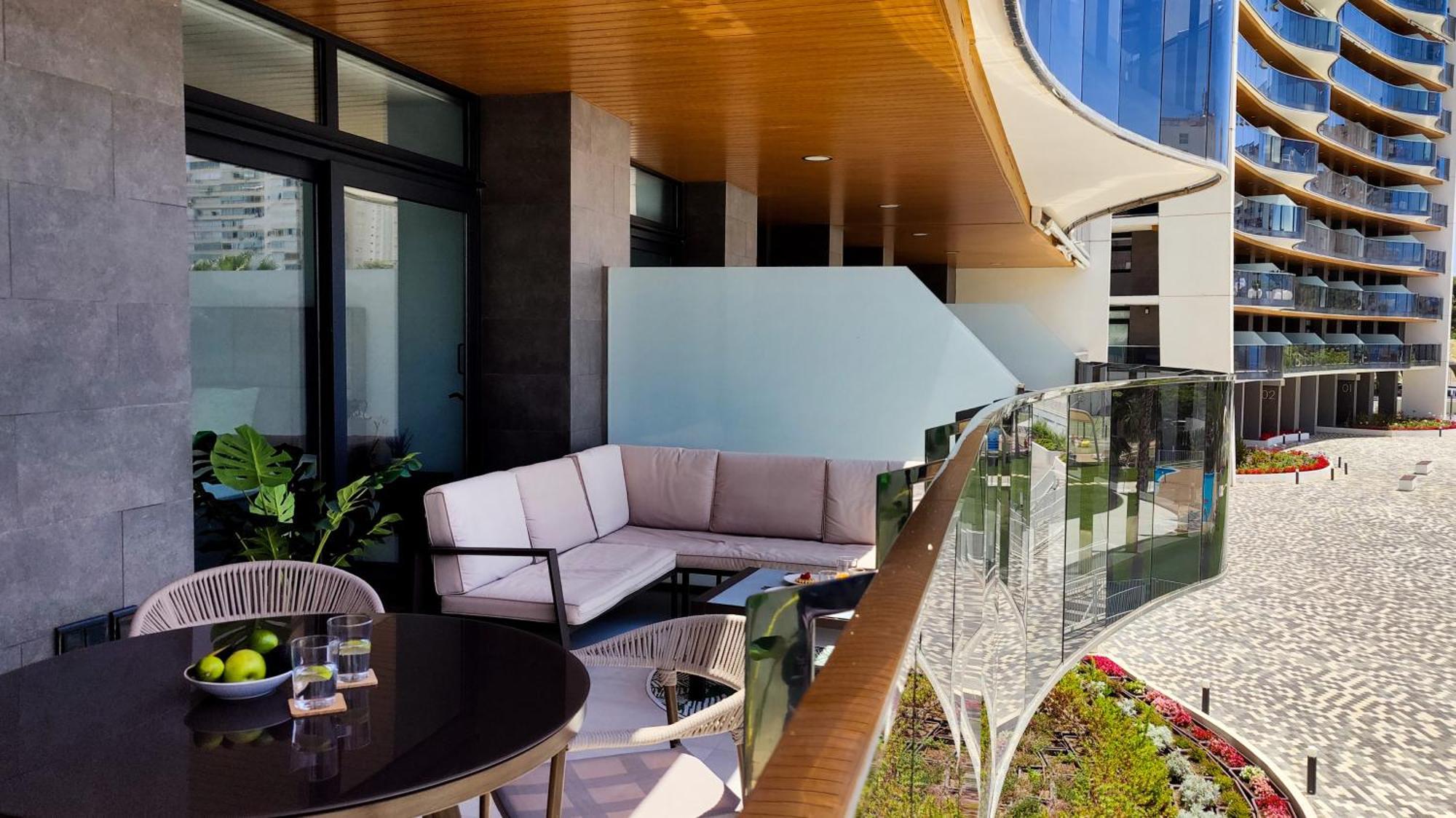 Sunset Waves Relax Apartment بينايدورم المظهر الخارجي الصورة
